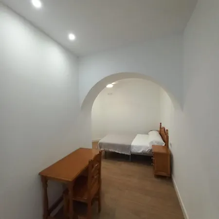 Casa Plaza Profesor Lopez Neyra