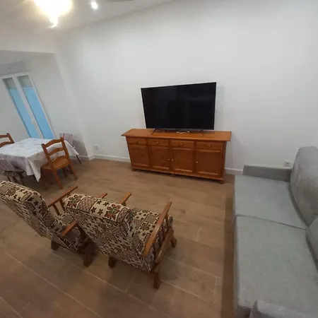 아파트 Casa Puerta De Almodovar 2