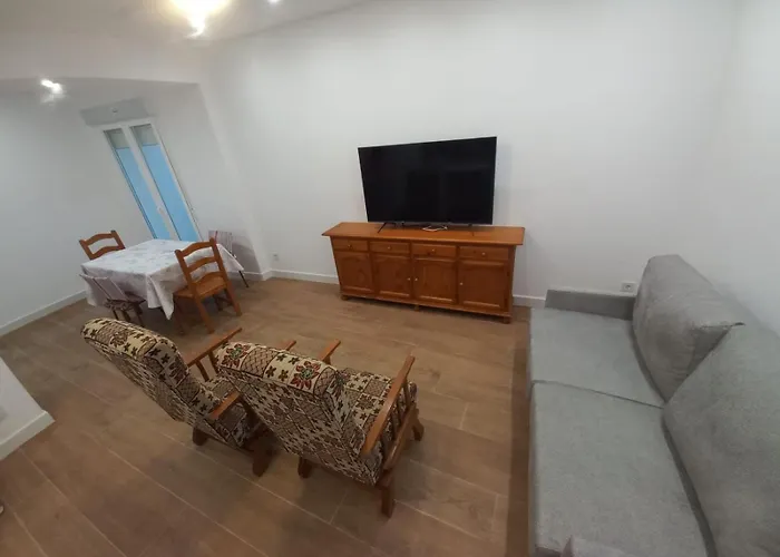 아파트 Casa Puerta De Almodovar 2